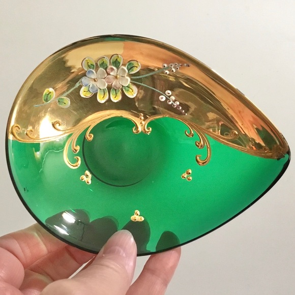 Vintage hand painted green glass with gold gilt - Picture 4 of 10